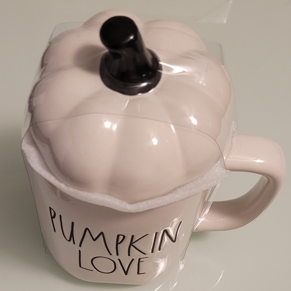Rae Dunn PUMPKIN LOVE Off-white 16oz Ceramic Mug w/ Pumpkin Topper - Picture 3 of 3